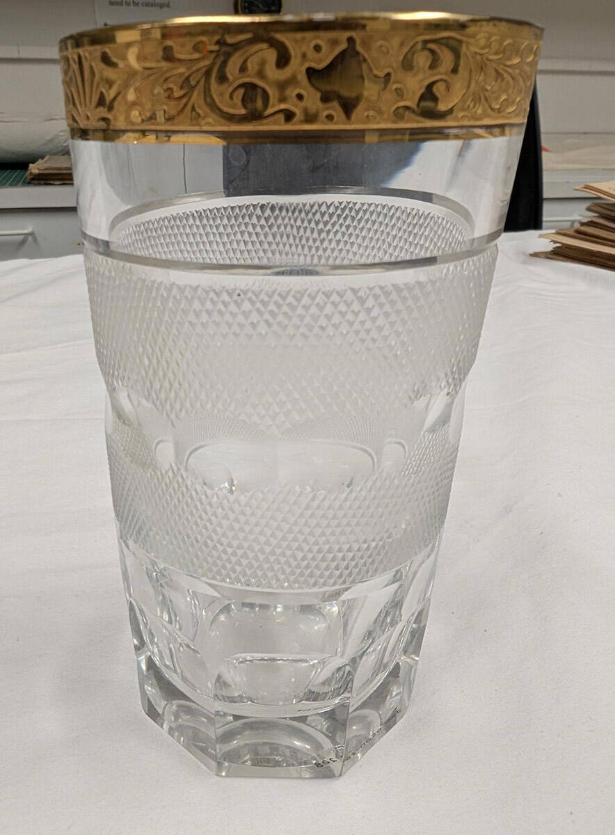 UNK886 Flat Tumbler by Unknown Manufacturer-1