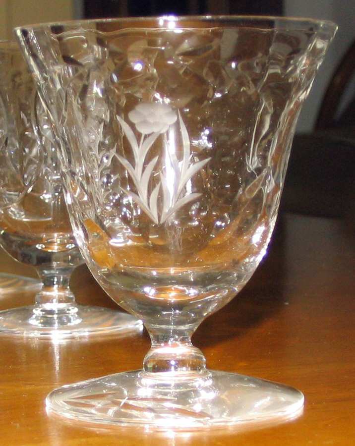 UNK911 Oyster or Fruit Cocktail by Unknown Manufacturer-1