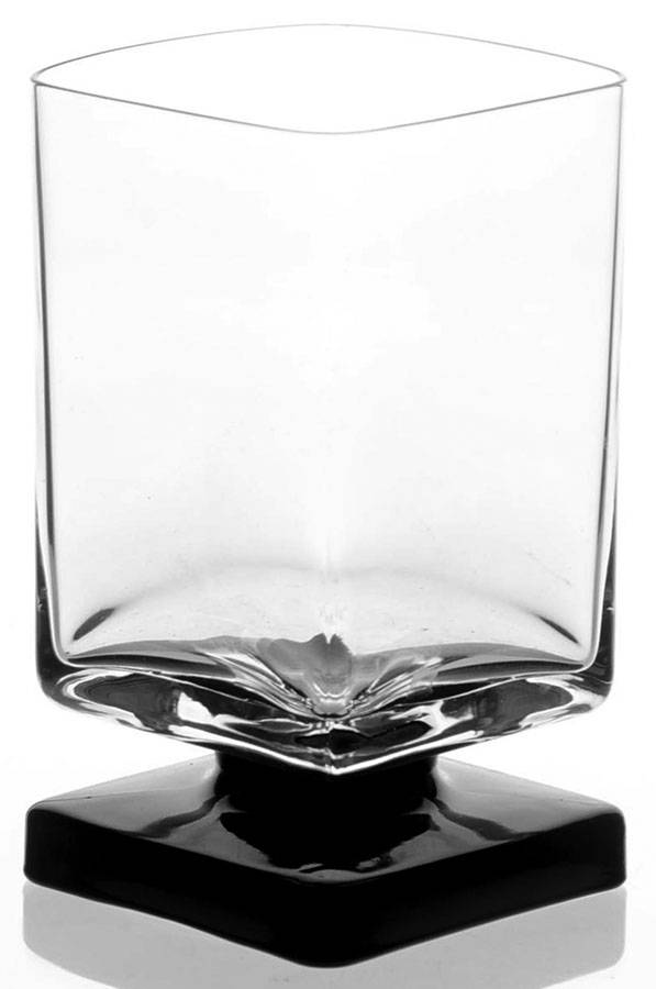 UNK1060 Wine Glass by Unknown Manufacturer-1