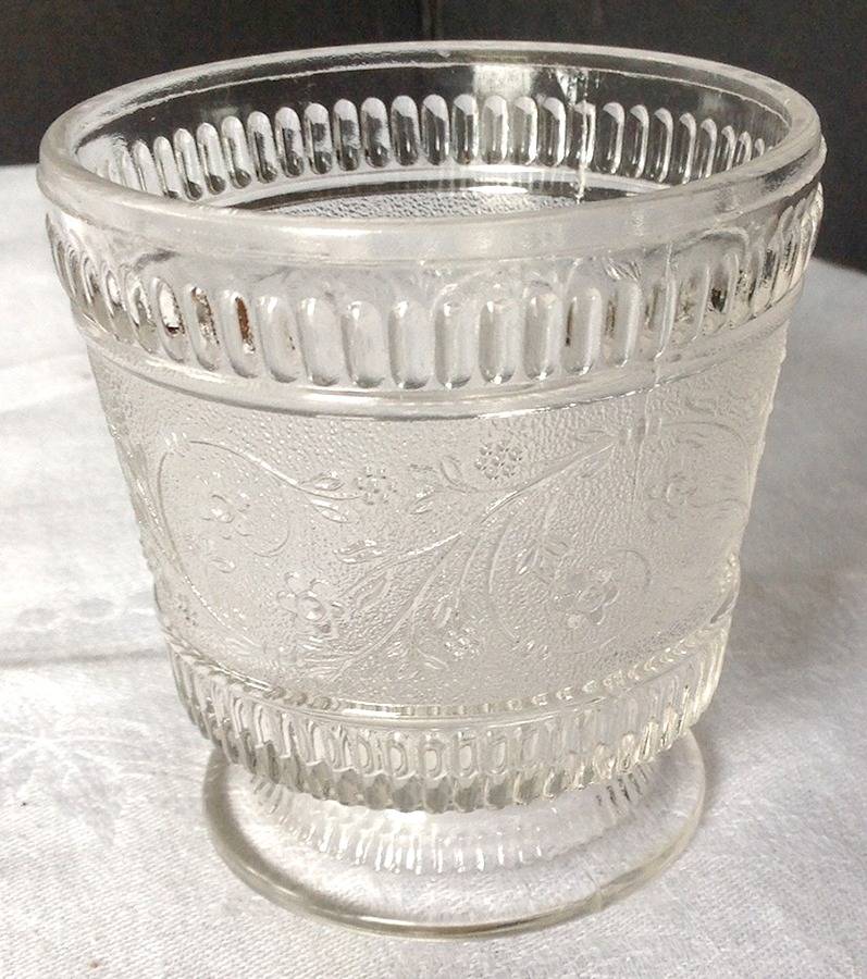 Ribbed Forget Me Not Open Sugar by US Glass-1