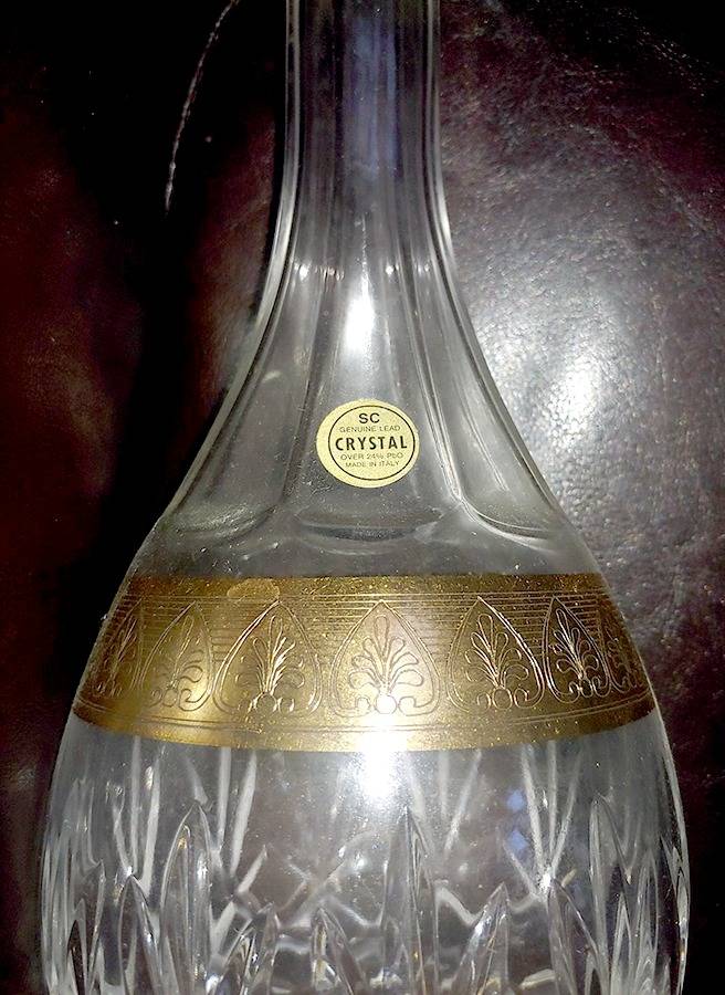 UNK1091  Decanter & Stopper by Unknown Manufacturer-1
