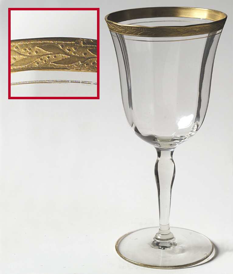 Unk1133 (Flowing Right) Wine Glass by Unknown Manufacturer-1