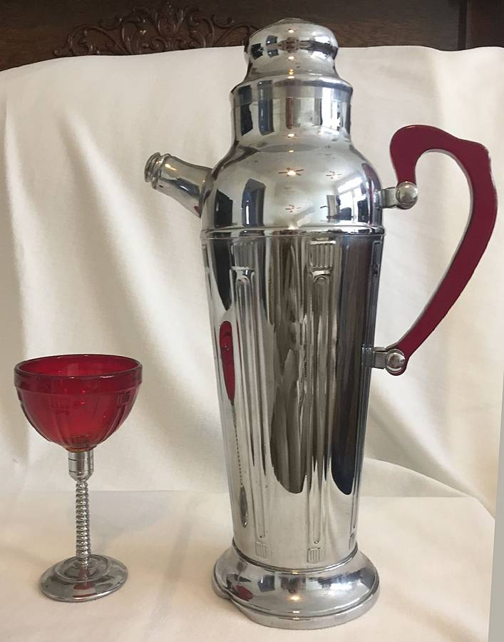 UNK1325 Cocktail Shaker by Unknown Manufacturer-1