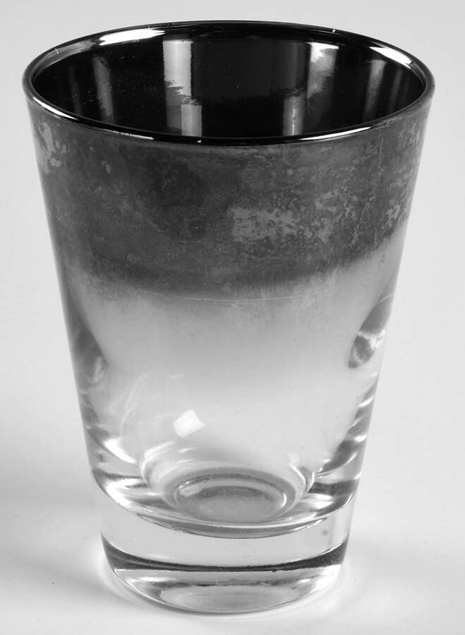 VIQ2 Double Shot Glass by Vitreon-1