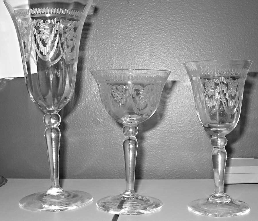 UNK1412 Water Goblet by Unknown Manufacturer-1