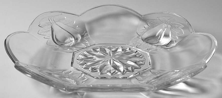 Baltimore Pear Luncheon Plate by Unknown Manufacturer-1