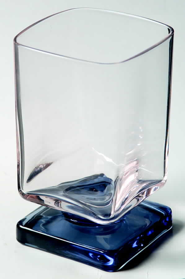 UNK1060 Blue Footed Tumbler by Unknown Manufacturer-1