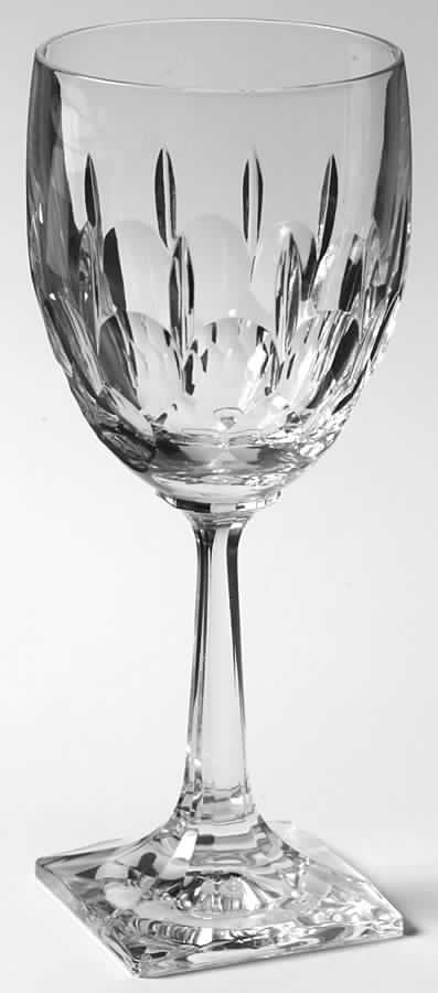 UNK2431 Wine Glass by Unknown Manufacturer-1