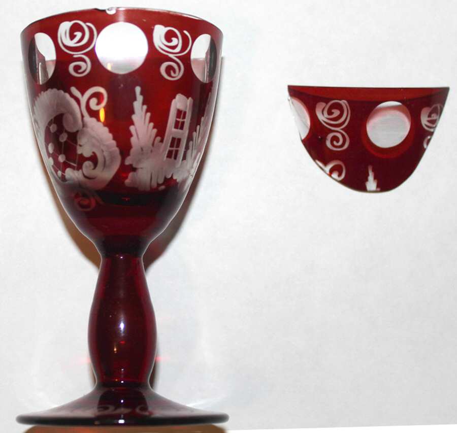 UNK2617 Wine Glass by Unknown Manufacturer-1
