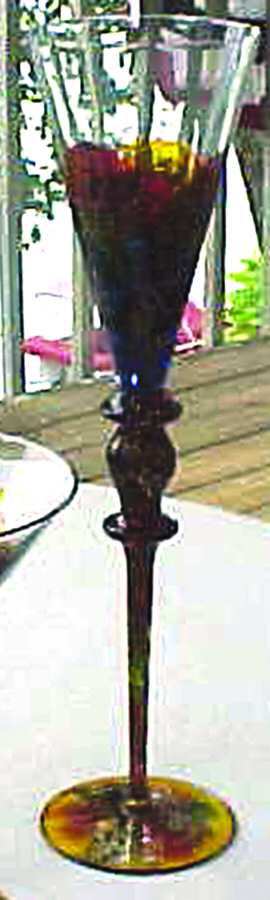 UNK3082 Fluted Champagne by Unknown Manufacturer-1