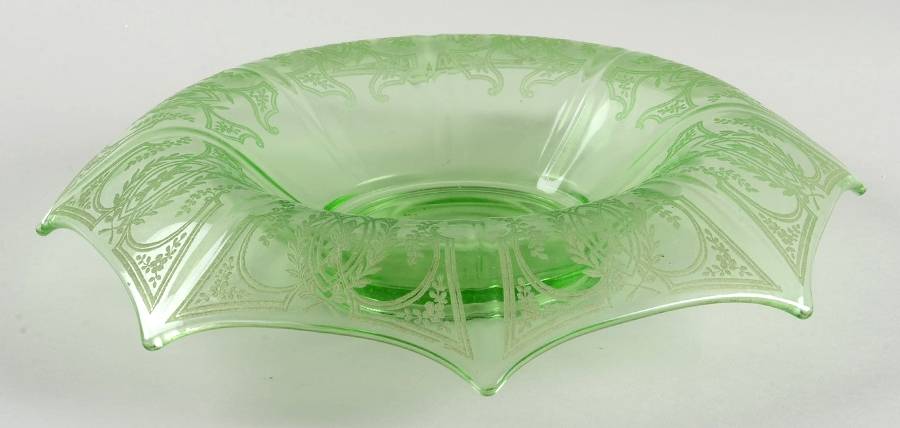 UNK3806 Green Rolled Edge Bowl by Unknown Manufacturer-1