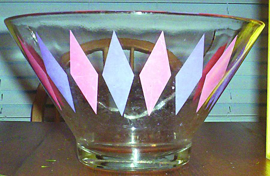 UNK3915 Round Bowl by Unknown Manufacturer-1