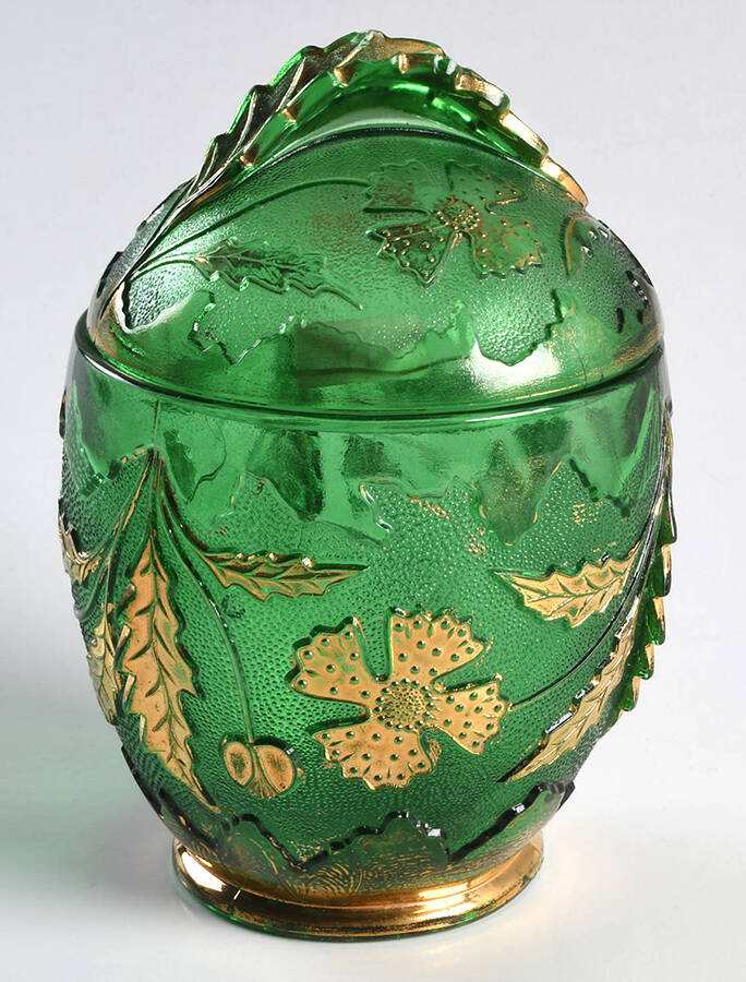 Delaware Emerald (Gold Accent) Sugar Bowl & Lid by US Glass-1
