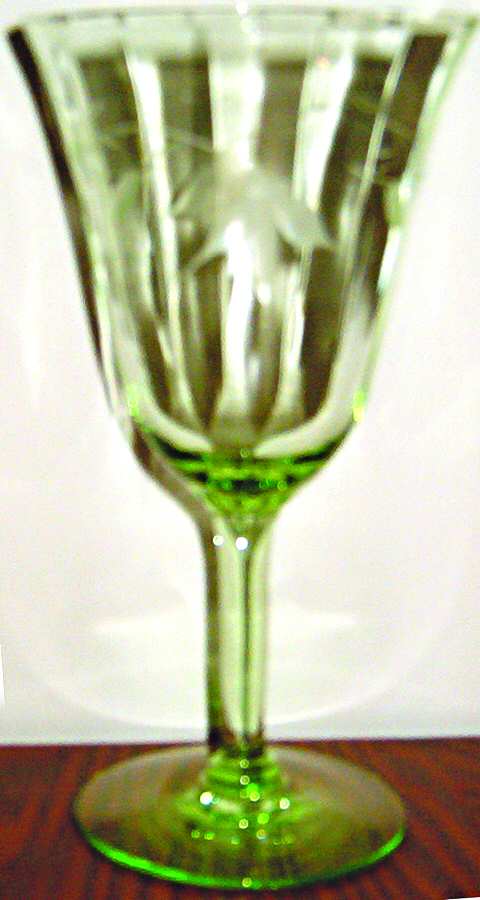 UNK4025 Green Water Goblet by Unknown Manufacturer-1