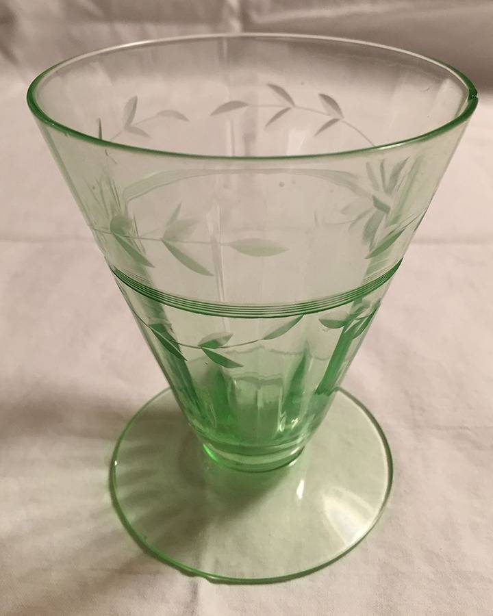 UNK458 Green Juice Glass by Unknown Manufacturer-1