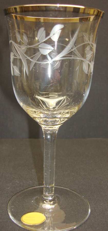 UNK4042 Wine Glass by Unknown Manufacturer-1