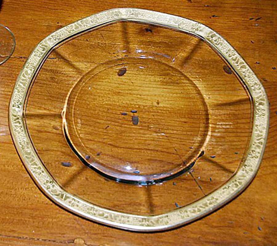UNK4085 Dinner Plate by Unknown Manufacturer-1