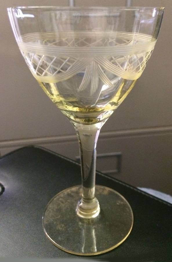 UNK4207 Yellow Cordial Glass by Unknown Manufacturer-1