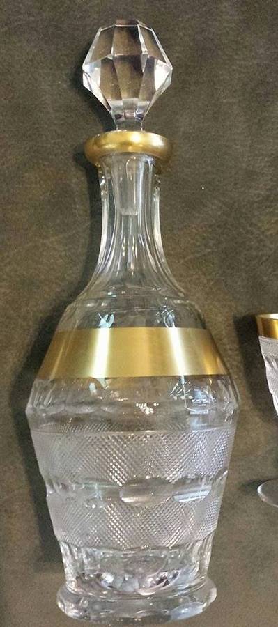 UNK2821 Decanter & Stopper by Unknown Manufacturer-1