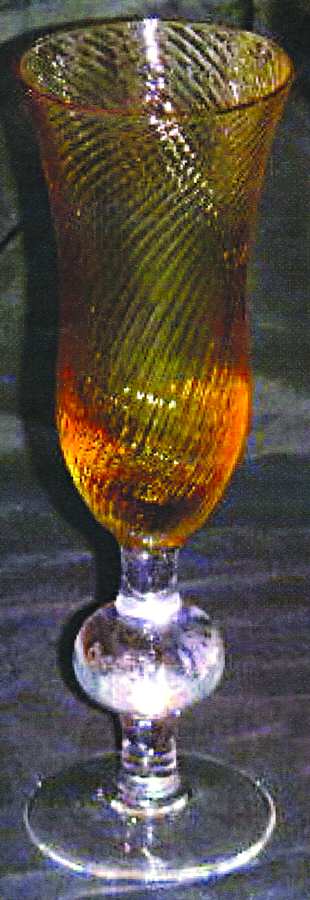UNK2829 Fluted Champagne by Unknown Manufacturer-1