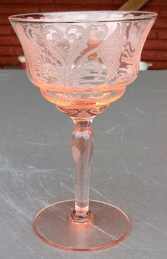 Bellflower pink Champagne/Tall Sherbet by Glastonbury - Lotus-1
