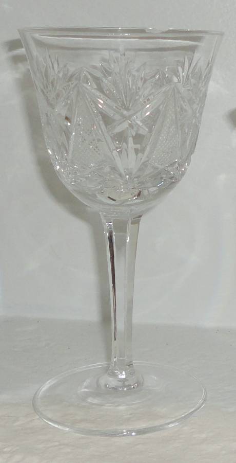 UNK4770 Wine Glass by Unknown Manufacturer-1