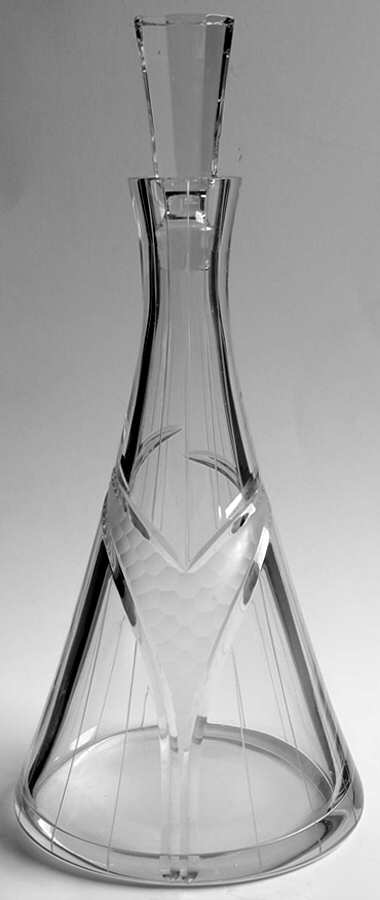 UNK4861 Decanter & Stopper by Unknown Manufacturer-1