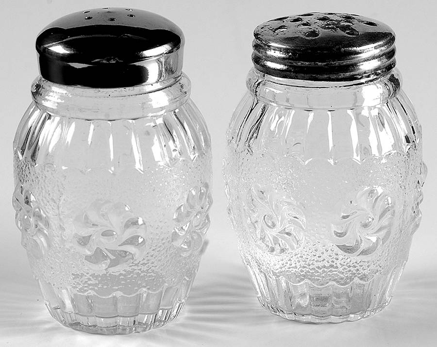 Roman Rosette Clear Salt and Pepper Shakers with Metal Lids by US Glass-1