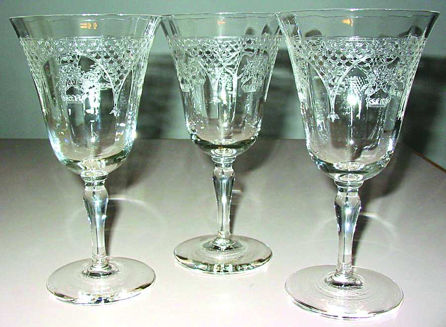 UNK5015 Water Goblet by Unknown Manufacturer-1