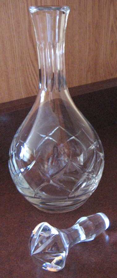 UNK3310 Decanter & Stopper by Unknown Manufacturer-1