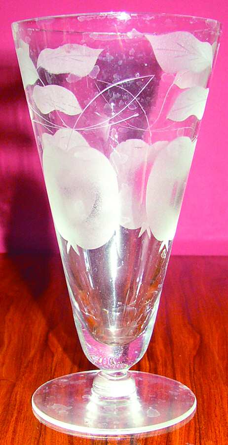 UNK5065 Footed Tumbler by Unknown Manufacturer-1