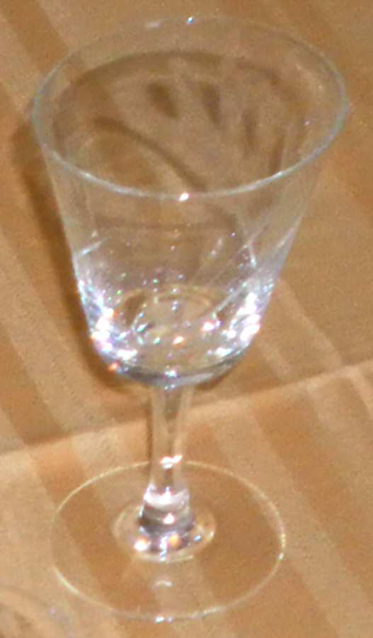 UNK5085 Wine Glass by Unknown Manufacturer-1