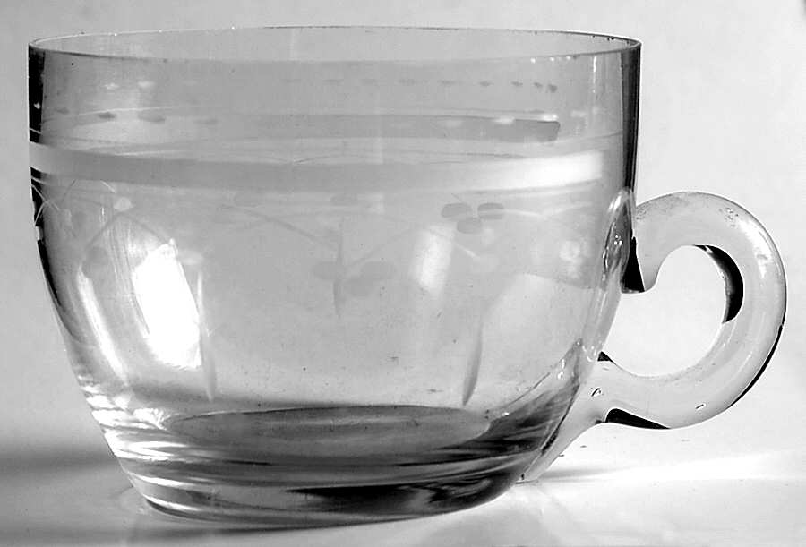 UNK5152 Punch Cup by Unknown Manufacturer-1