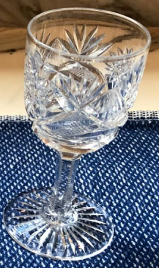 UNK5195 Wine Glass by Unknown Manufacturer-1