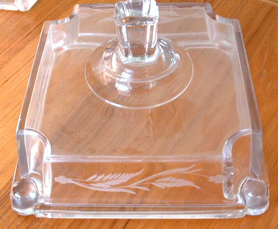 Adams Post Decoration 1 Lid for Compote by Adams & Co-1