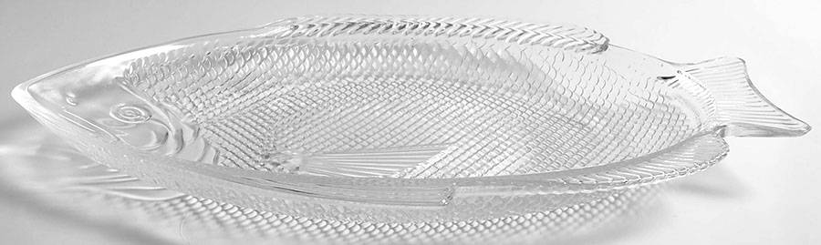 Animals & Figurines (Clear) 15'' Fish Platter by Unknown Manufacturer-1