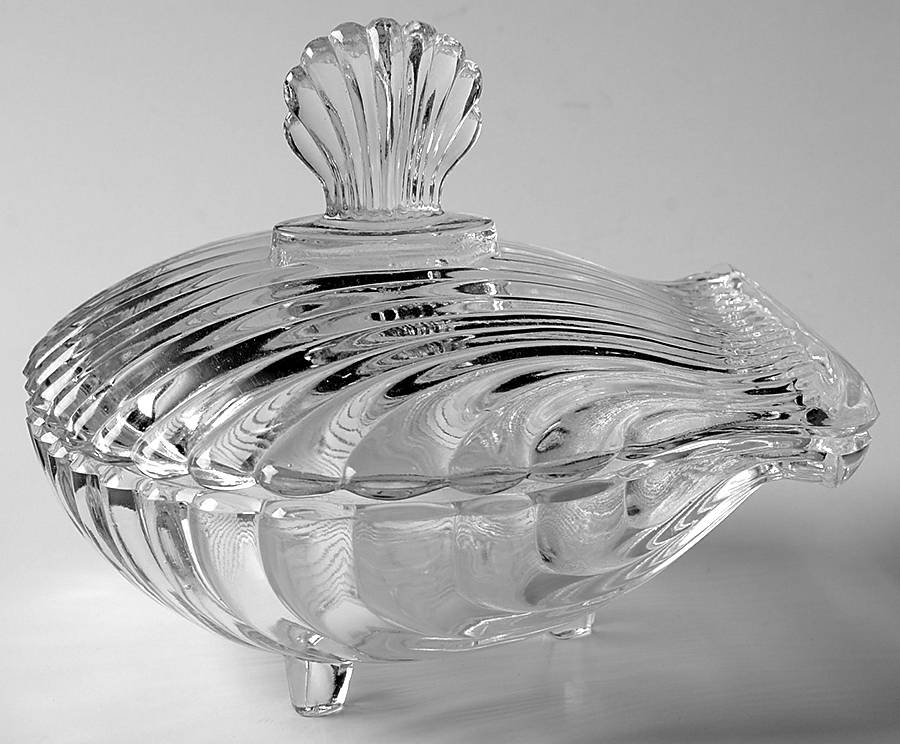 Animals & Figurines (Clear) Shell Box and Lid by Unknown Manufacturer-1
