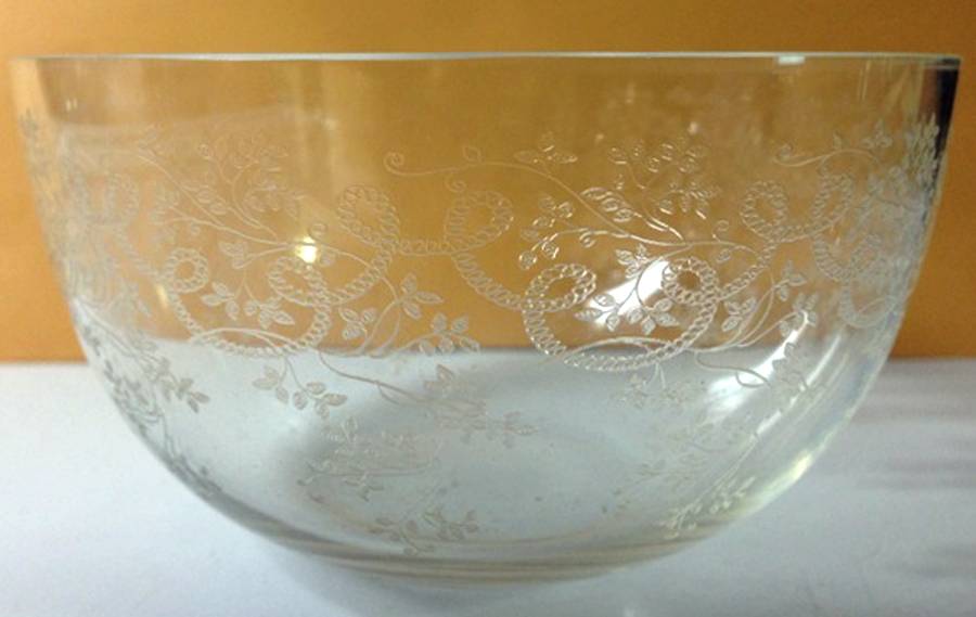 UNK3677 7" Round Bowl by Unknown Manufacturer-1