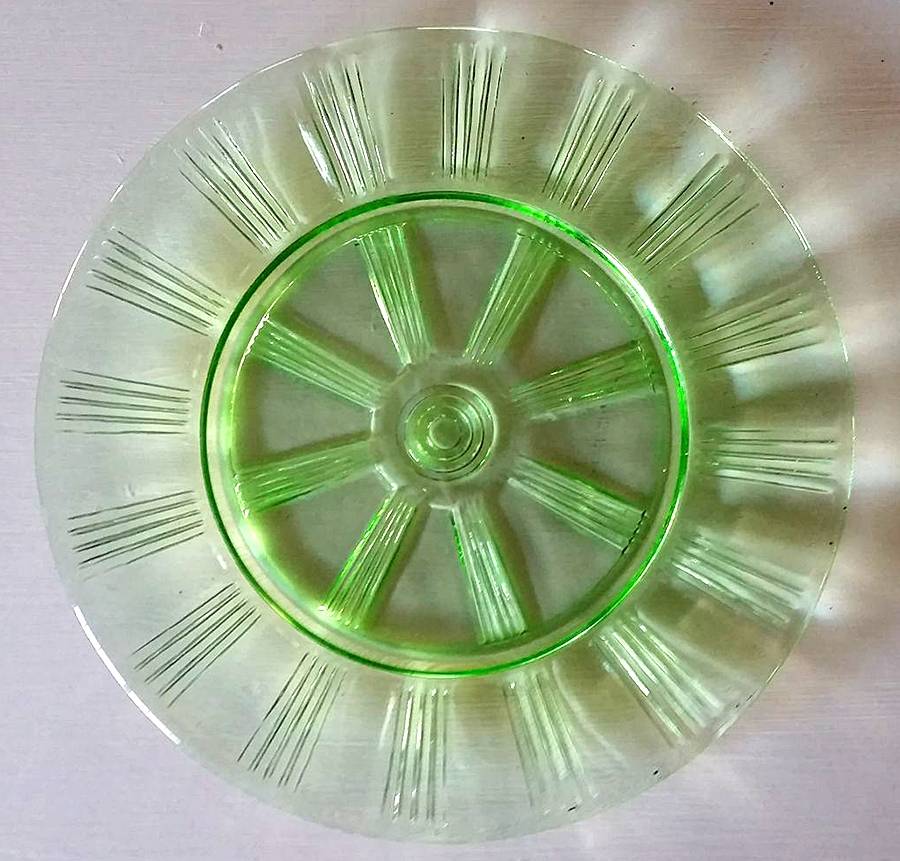 UNK5469 Green Bread & Butter Plate by Unknown Manufacturer-1