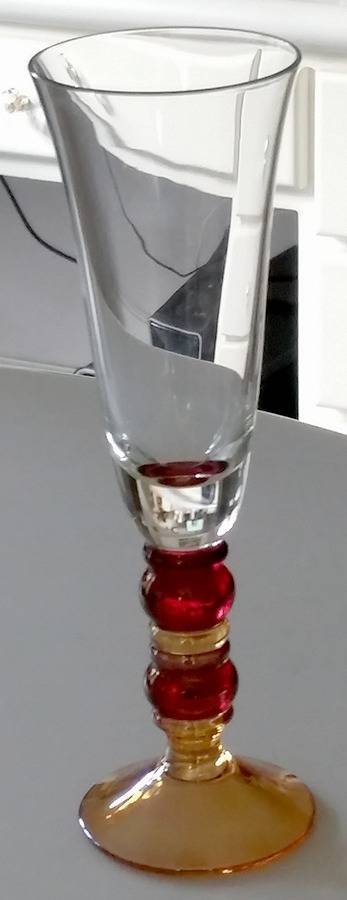 UNK5477 Fluted Champagne by Unknown Manufacturer-1