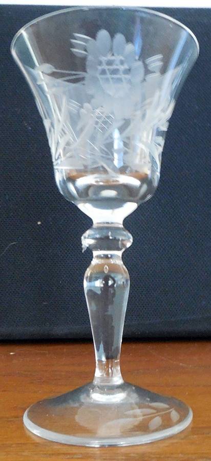ARE21 Wine Glass by Arcadia-1