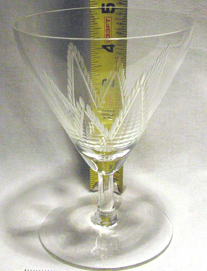 UNK5744 Wine Glass by Unknown Manufacturer-1