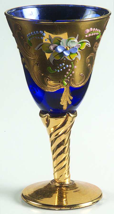 UNK6633 Wine Glass by Unknown Manufacturer-1