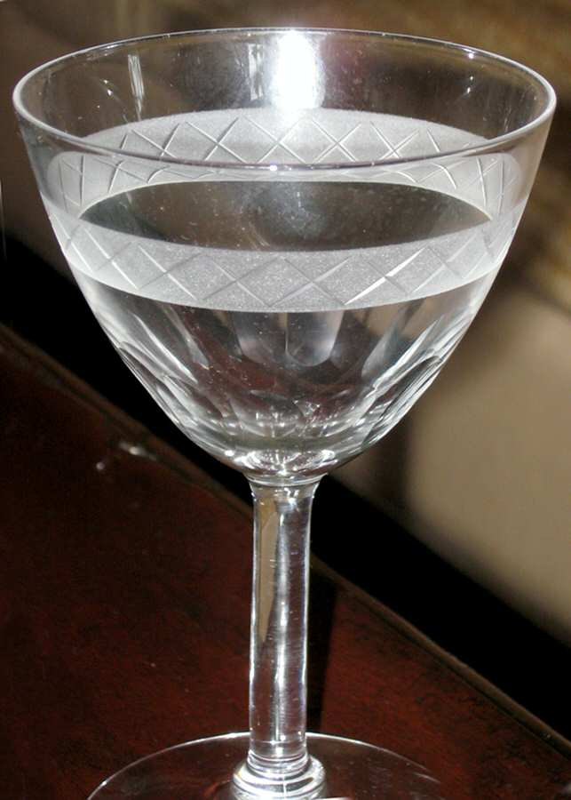 UNK6612 Wine Glass by Unknown Manufacturer-1