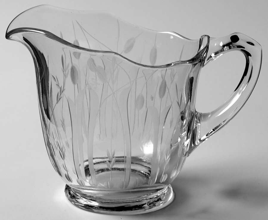 UNK7031 Creamer by Unknown Manufacturer-1