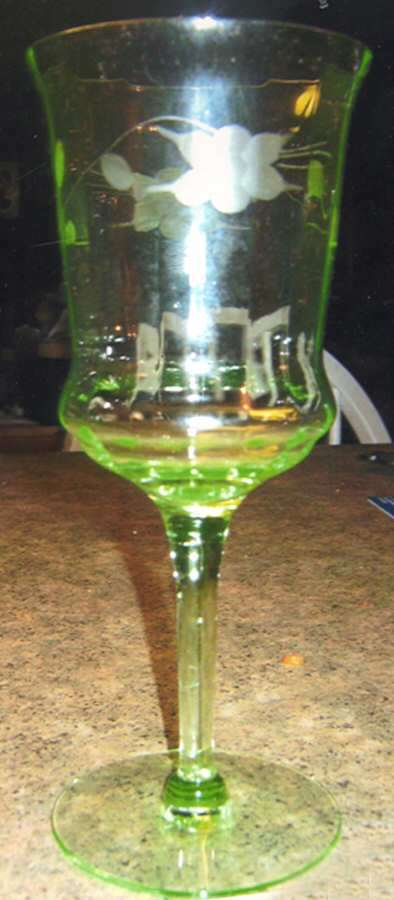 UNK6588 Green Water Goblet by Unknown Manufacturer-1