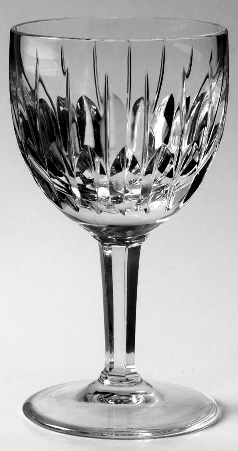 UNK7126 Wine Glass by Unknown Manufacturer-1