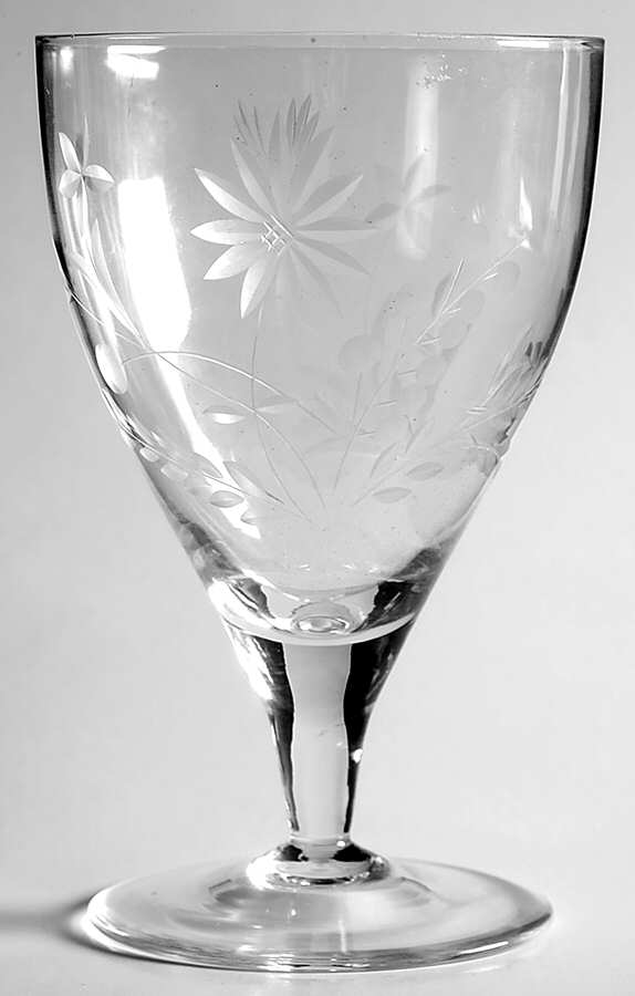 UNK7138 Wine Glass by Unknown Manufacturer-1