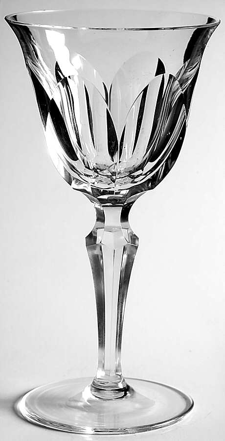 UNK7152 Wine Glass by Unknown Manufacturer-1