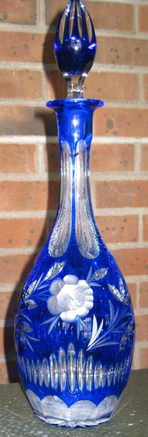 UNK7283 Decanter & Stopper by Unknown Manufacturer-1